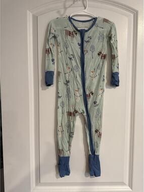 Disney Little Sleepies 12-18 Months Frozen Pajama Onesie OLAF